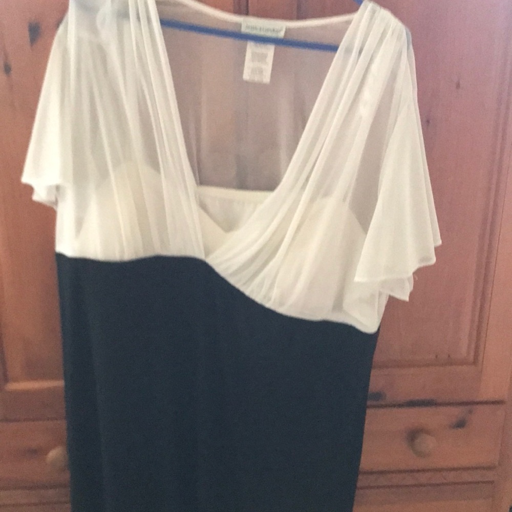 White/Black Dress never Worn